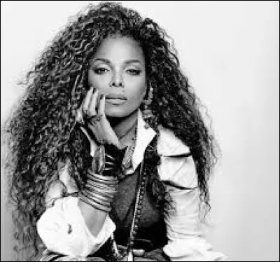 La chanteuse Janet Jackson est née en 1966.