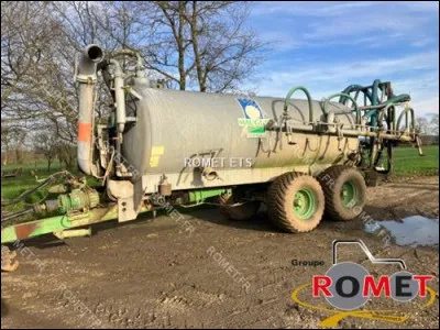 Prisé par les luthiers, c'est l'...