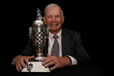 Dans quel sport l'Américain Parnelli Jones, mort le 4 juin 2024, s'est-il illustré ?