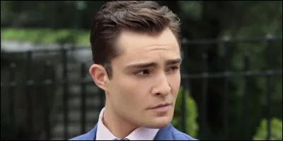 Qui couche avec Blair à l'arrière de sa limousine dans l'épisode 7, saison 1 ?