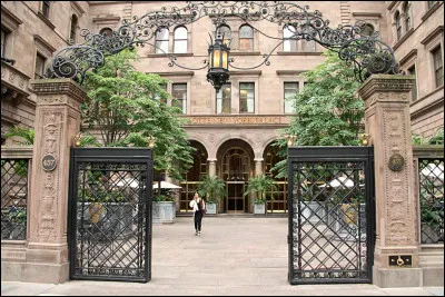 Dans quel quartier vivent-ils, sauf Dan et Jenny ?