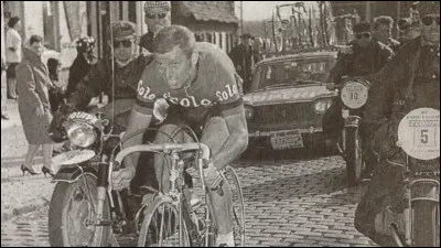 Quelle est la particularité de sa victoire dans la course Paris-Roubaix 1965 ?