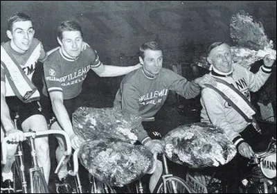 A côté des classiques belges, il a aussi couru et remporté plusieurs courses appelées "Six jours" : de quel type de course d'agissait-il ?