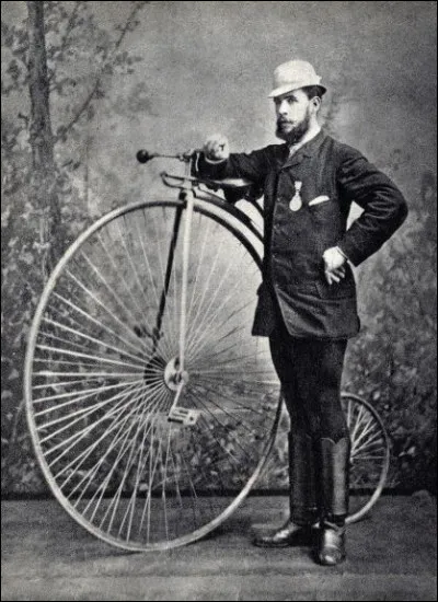 L'objet de la généalogie est la recherche des ancêtres... Quel est le mot qui n'est pas forcément synonyme d'"ancêtre" ?