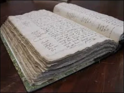 Quel qualificatif on rajoutait à ces livres pour les plus anciens d'entre eux ?