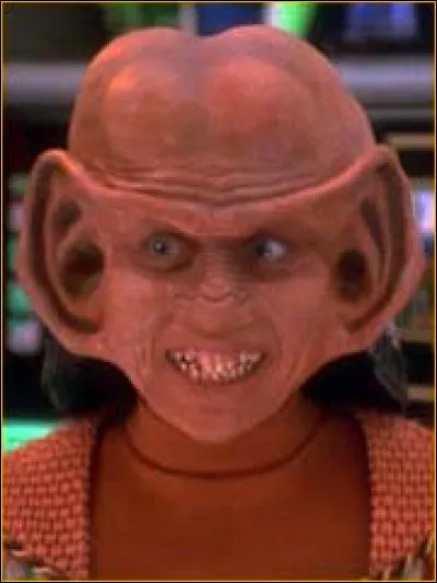 Son neveu, qui plus tard s'engagera à Starfleet, se prénomme :