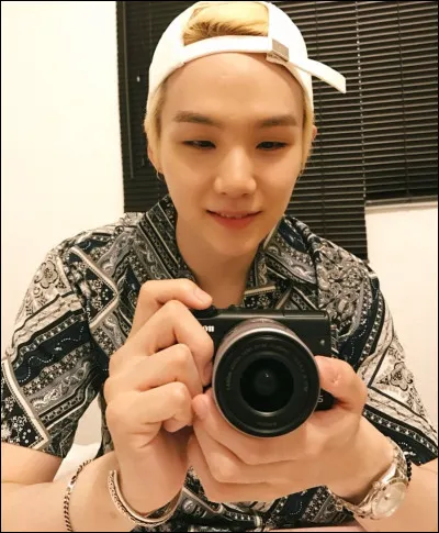 Quel problème a-t-il eu en 2013 lors de la promotion au Japon ?