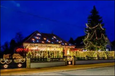 Direction à présent Bellerive-sur-Allier. Commune Bourbonnaise, elle se situe en région ...