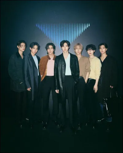 Quand a commencé le groupe Enhypen ?