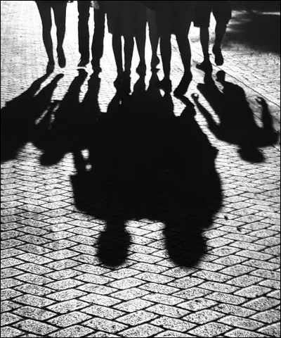 Est-ce que tes proches disent de toi que tu pourrais être un leader/une leadeuse ?