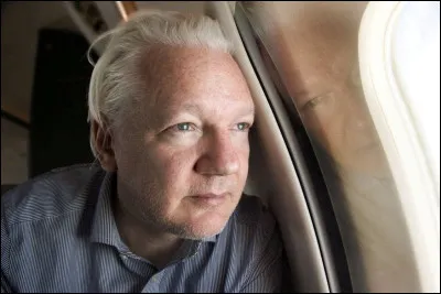 Quand est-ce qu'a été libéré le lanceur d'alerte américain Julian Assange ?