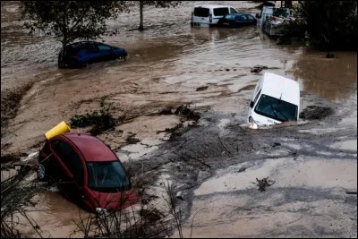 Le 29 octobre 2024, quel pays est sévèrement touché par des inondations ?