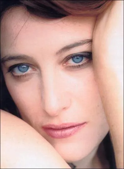 Ralisatrice de talent, elle est accessoirement la soeur d'une certaine Carla :