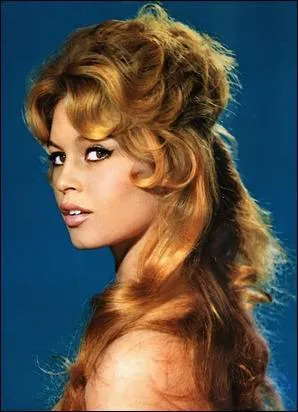 Et Dieu cra LA femme ...