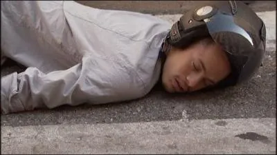 Qui tait prsent lorsque Rudy est tomb de son scooter ?