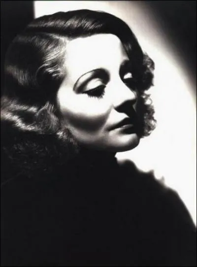 Fult la meilleure amie d'enfance de Zelda Fitzgerald et inspira le personnage de Cruella d'Enfer :