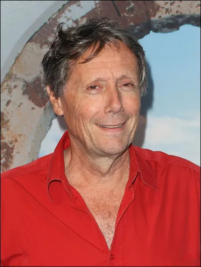 Qui présente l'émission ?