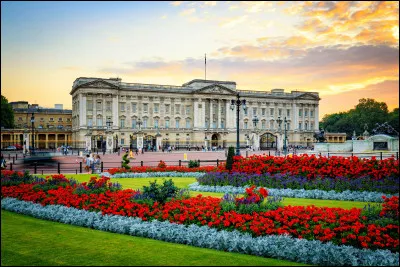Dans quelle ville est Buckingham Palace ?