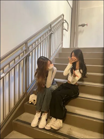 Quand quelqu'un te parle pendant un moment, comment te sens-tu ?