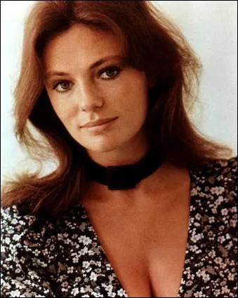 Petite-amie de Dean Martin dans 'Airport' :