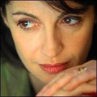 Avant, elle voyait des nains partout, maintenant, elle se souvient des belles choses ...