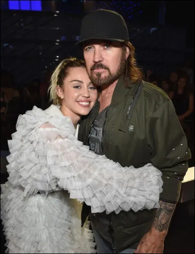 Qui est Billy Ray Cyrus, le père de Miley Cyrus ?