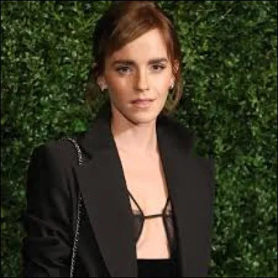 Quelle petite maladie a-t-elle depuis son enfance ?