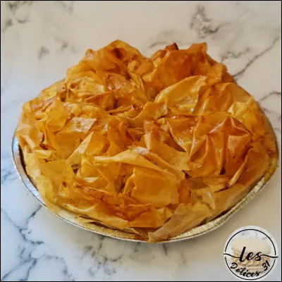 Comment s'appelle ce dessert gascon garni de pommes qui caramélisent à la cuisson ?