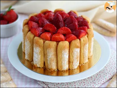 Avec quoi réalise-t-on une charlotte ?