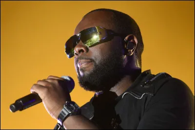 Son nom d'artiste est en rapport avec...