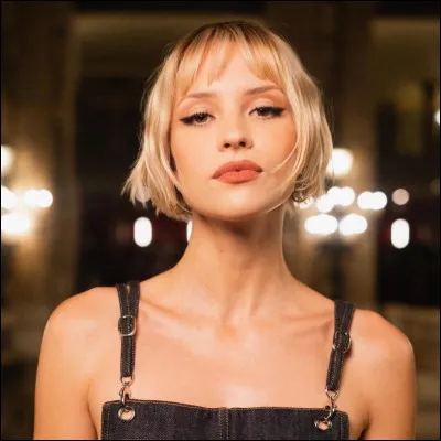 Aimes-tu la chanteuse Angèle ?
