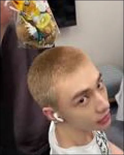 Et enfin pour finir, qui est ce membre ?