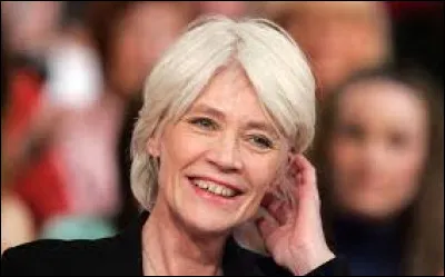 Juin : Quel titre de Françoise Hardy est adapté d'une chanson italienne ?