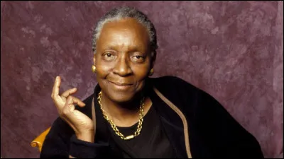 En avril dernier, une célèbre journaliste et écrivaine française nous a quittés : Maryse Condé. Lequel des livres ci-dessous a été publié en 1986 ?