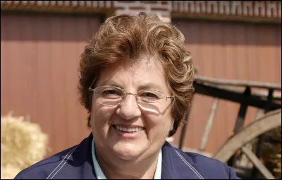 Quelle est l'identité de la femme sur la photo ?