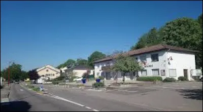 Nous partons en Lorraine, à Messein. Commune de l'aire urbaine Néodomienne et de l'aire d'attraction Nancéenne, membre de l'Association des communes de France aux noms burlesques et chantants, sur les bords de la Moselle, elle se situe dans le département ...