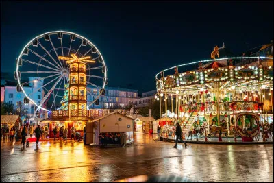 Et enfin, pour finir, quel marché de Noël est considéré comme le plus grand au monde ?