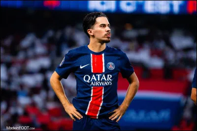 Qui est ce joueur évoluant au PSG ?