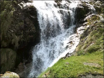 Vrai ou faux ?
Étoile de la Rivière était un solitaire.