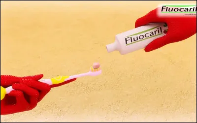 Quelles sont les couleurs de la brosse &agrave; dents de Ladybug ?