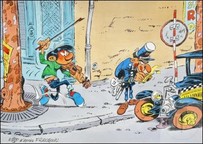 Quel collaborateur l'épaule pour l'encrage et les dessins techniques ?