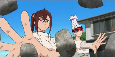 Quel est le nom de famille de Momo ?