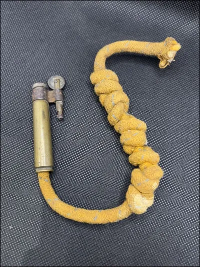 Qui est le narrateur dans le film de Claude Zidi, l'aile ou la cuisse ?