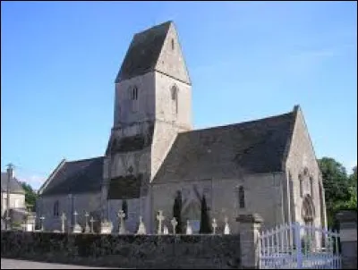 Notre balade prend fin en Normandie, à Vaucelles, au pied de l'église Saint-Cyr-et-Sainte-Julitte. Village de l'aire urbaine Bajocasse, dans l'ancienne région Basse-Normandie, il se situe dans le département ...