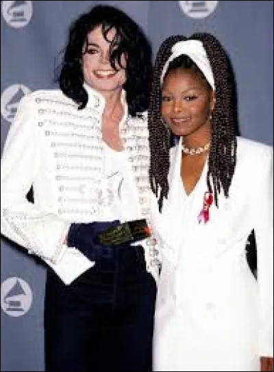 Avec qui Michael Jackson partage-t-il un duo sur la chanson "Scream" ?