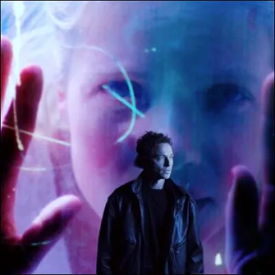 Quel est le titre du disque que Raphaël a sorti en mars 2024 ?