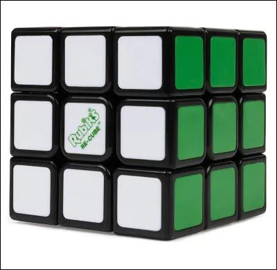Existe-t-il un Rubik's cube qui compte trois faces ?