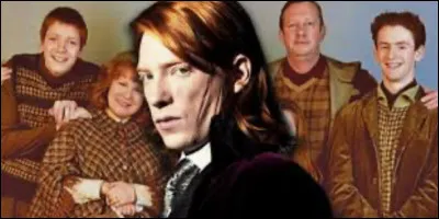 Pendant la bataille de la tour d’astronomie, il assiste à un meurtre, lequel ?