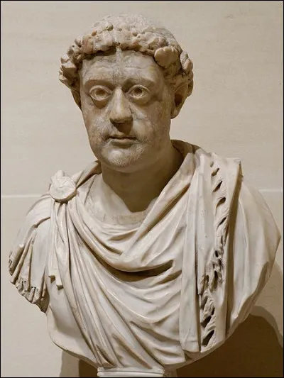 Durant quelle année Olybrius a-t-il été empereur romain d'Occident ?