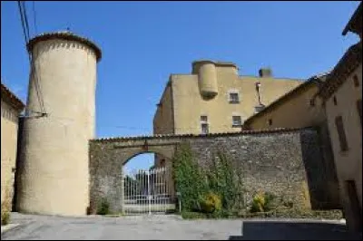Nous sommes dans le Laurgais, au château de Payra-sur-l'Hers. Village de l'aire d'attraction Chaurienne, traversé par l'Hers-Mort, la Ganguise et le Jammas, il se situe dans le département ...